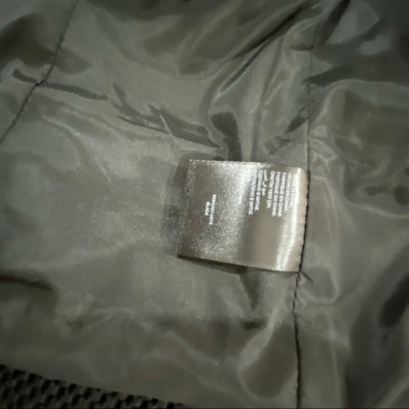 BEBE Black faux leather  Zipper Vest Size 2 - Picture 5 of 8